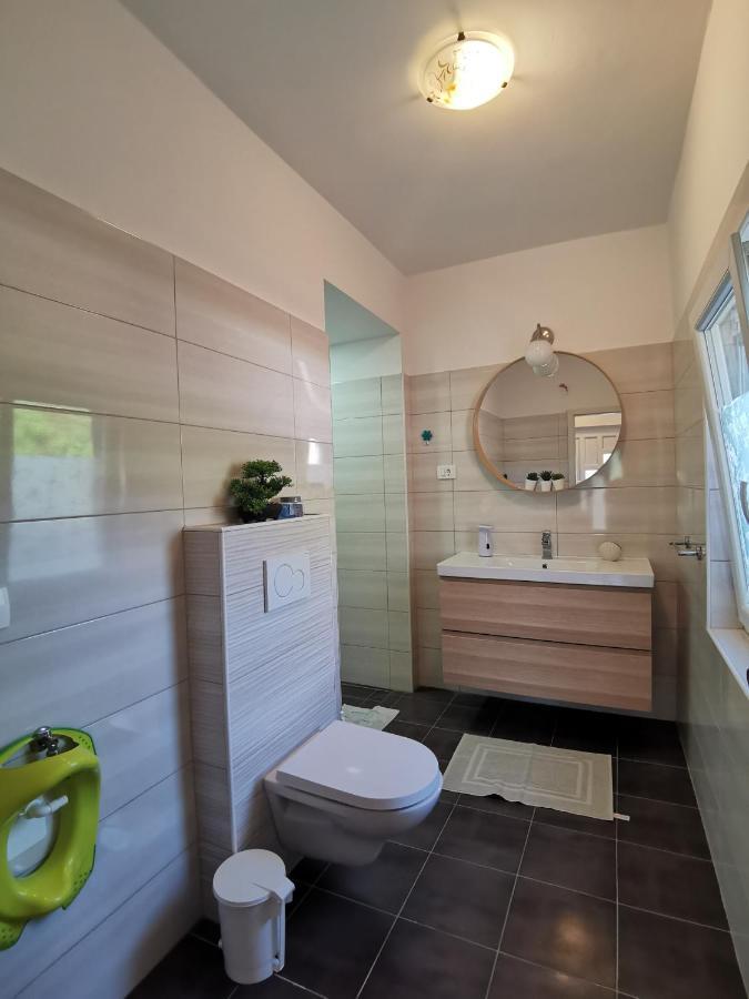Apartmaji Vila Antonia Portoroz Phòng bức ảnh