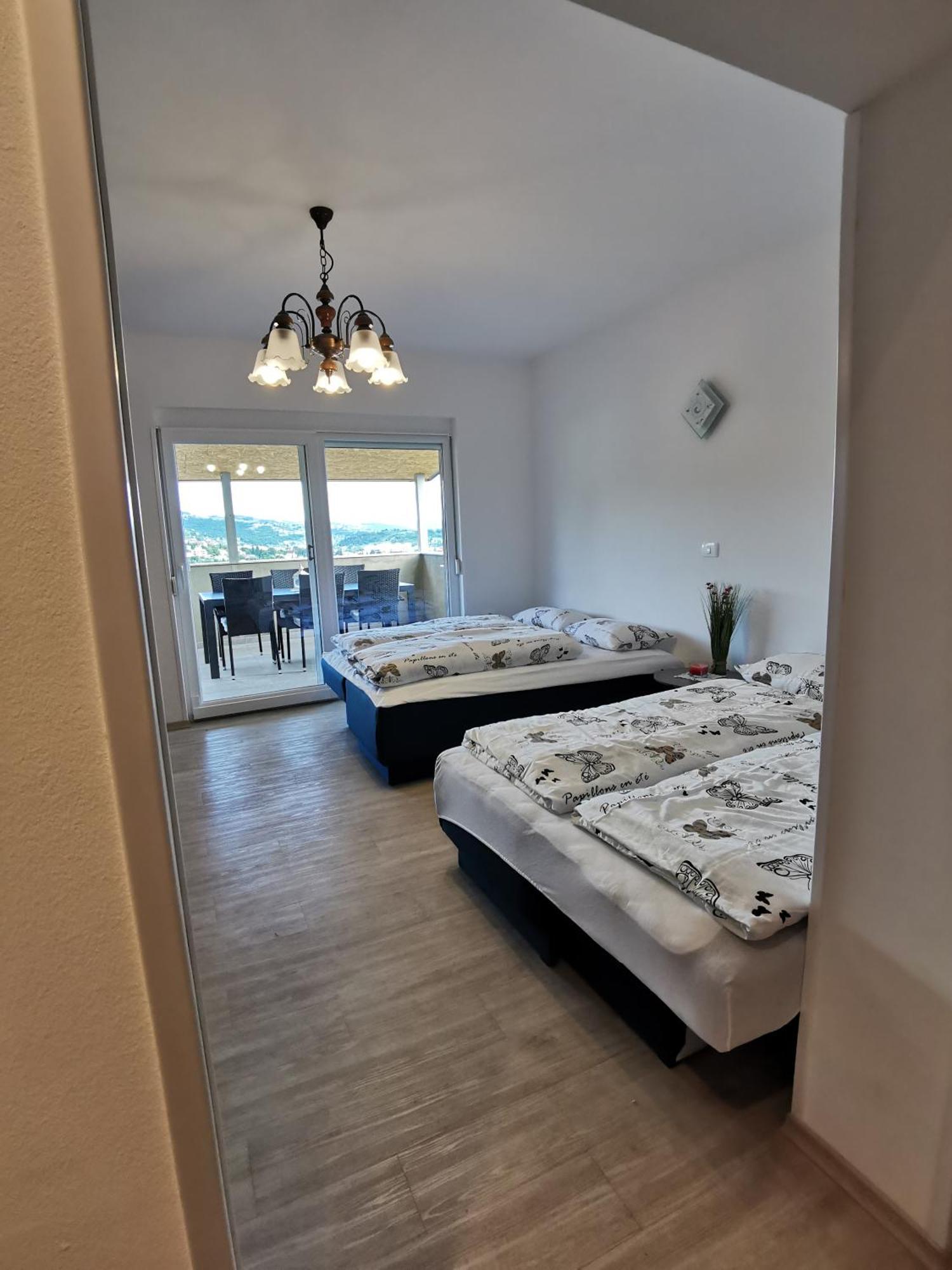 Apartmaji Vila Antonia Portoroz Phòng bức ảnh